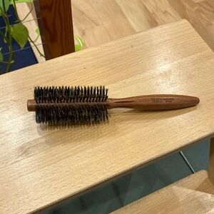 Round Brush in Mahogany Wood with Reinforced Boar Hair Bristles - 50mm